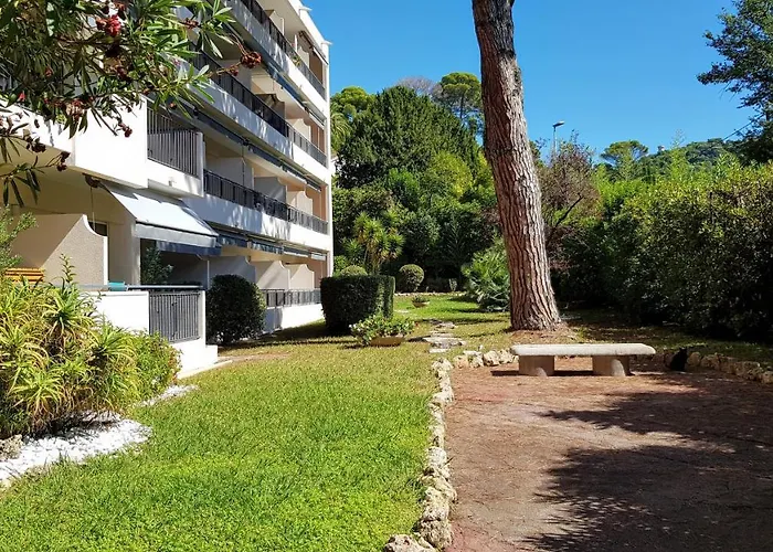 - Wifi, Clim * Cannes
